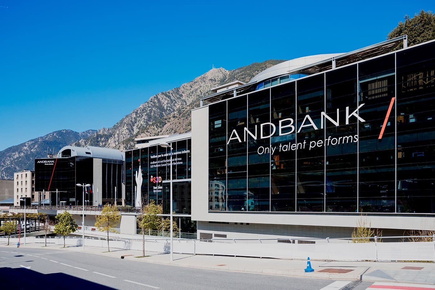 Andbank se posiciona como el banco con mejor rating de Andorra, según la agencia Fitch