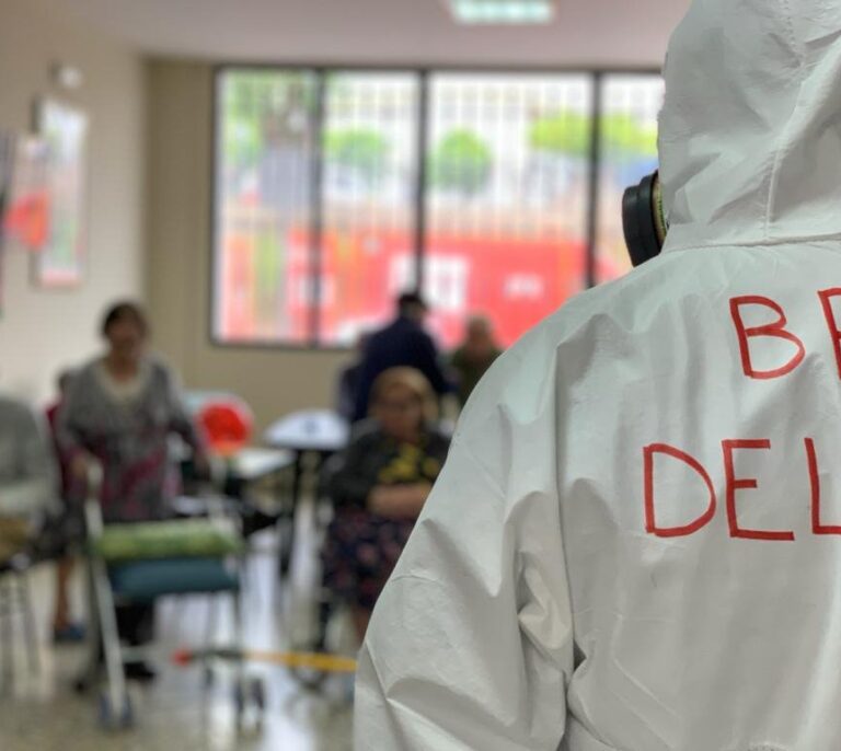 Un único positivo para confirmar el brote: en cuestión la guía de uso de test rápidos en residencias