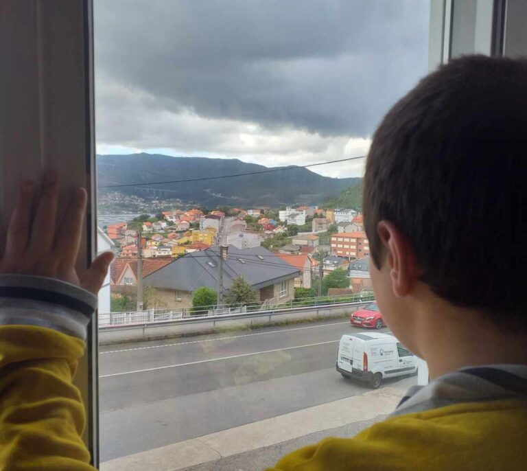 Pediatras y psicólogos cuestionaron la propuesta del Gobierno sobre los niños