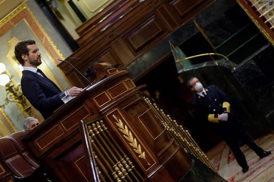 Casado advierte a Sánchez: “No puede aspirar a reescribir la Transición quien no es capaz de negociar un decreto"