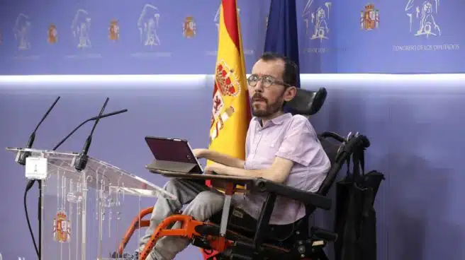 Unidas Podemos registra su petición de investigar en el Congreso a Juan Carlos I desde su abdicación