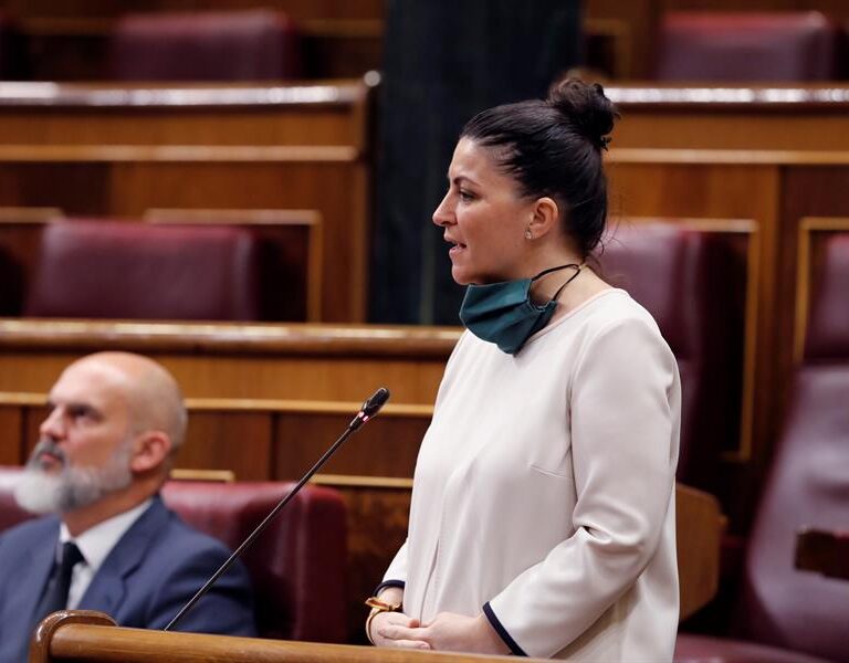 Vox compara a Iglesias con Chávez y a Ferreras y Ana Pastor con la Gestapo