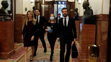 Casado descarta la moción de censura: "No se quita al cirujano en medio de la operación"