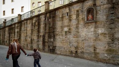 Los niños menores de 14 años sólo podrán salir para acompañar a un familiar a hacer la compra