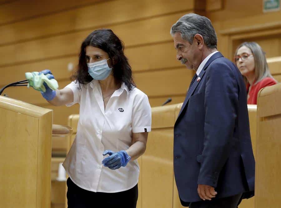 Revilla abronca a Sánchez por no acudir a la reunión en el Senado: "Es un fracaso. No pintamos nada"