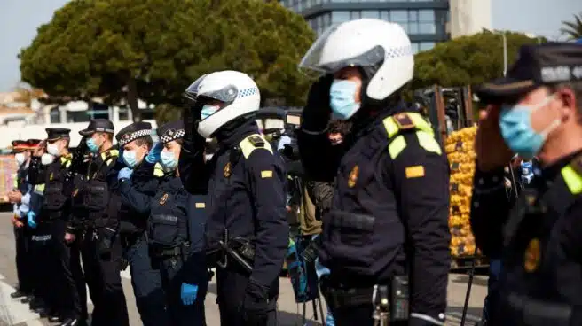 Detienen a un hombre por la muerte de una mujer de 63 años en una vivienda de Barcelona