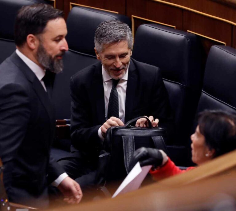 El PSOE denuncia a Vox en la Fiscalía por los ataques de "odio" a Adriana Lastra y al Gobierno