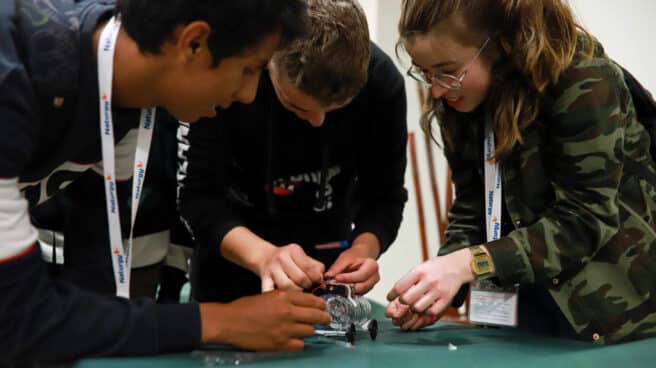 Alumnos finalistas certamen efigy 2019