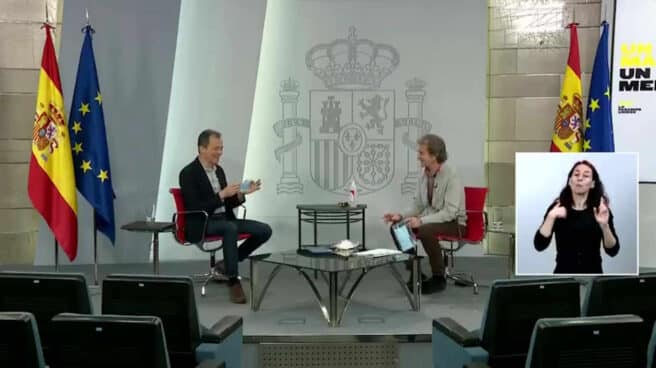 Pedro Duque y Fernando Simón durante la charla Pedro Duque y Fernando Simón durante la charla