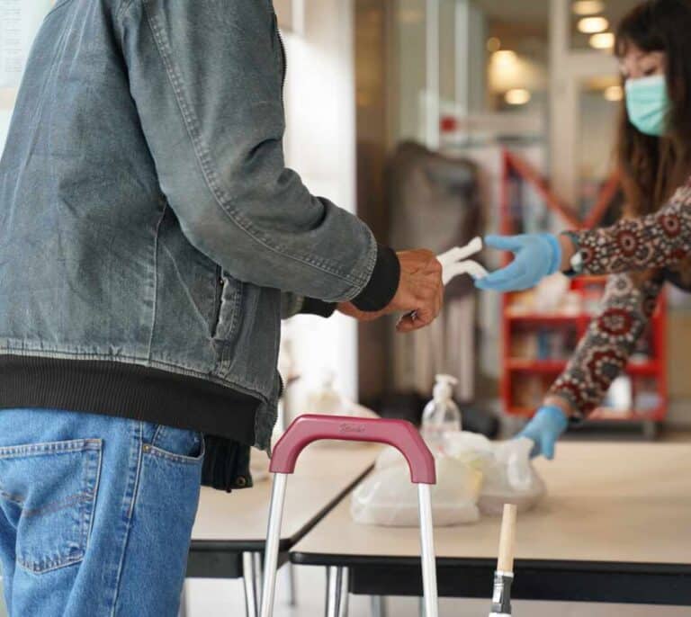 La Fundación La Caixa alcanza los 2 millones de euros en ayudas a los Bancos de Alimentos