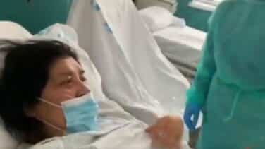 Madre e hija con Covid-19 se reencuentran en una habitación del Doce de Octubre