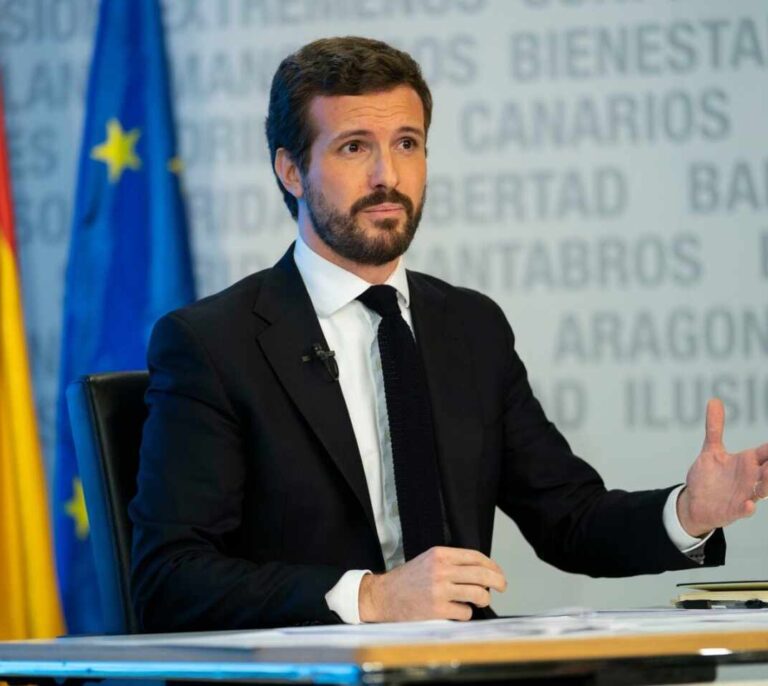 Siga en directo la comparecencia de Pablo Casado tras su reunión con Pedro Sánchez