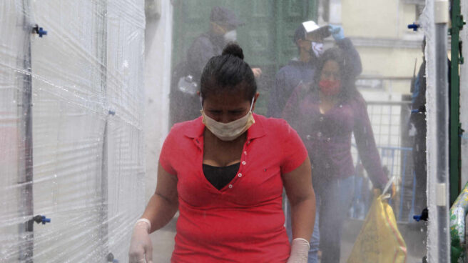 Ecuador-mujer-coronavirus Ecuador-coronavirus