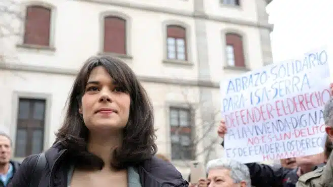 Isa Serra, condenada por agredir a la Policía, nueva portavoz de Podemos