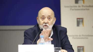 Indignación por el CIS más surrealista: "Tezanos ha cruzado todos los límites"