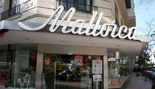 Pastelería Mallorca vuelve a abrir ocho tiendas de Madrid