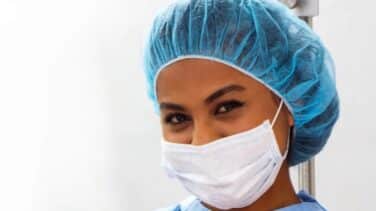 Coronavirus y desechos: ¿cómo tirar mascarillas y guantes a la basura?