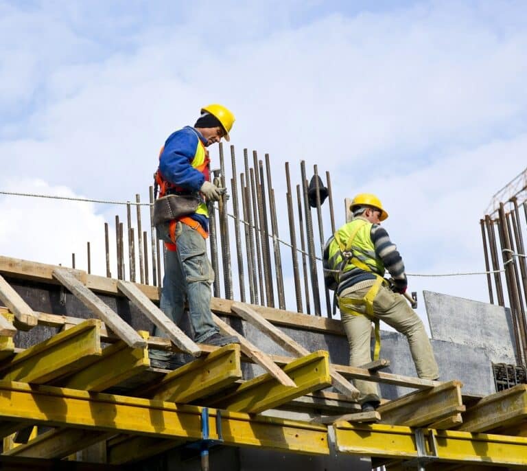 Autónomos de la construcción: ¿cómo debo ir al trabajo?