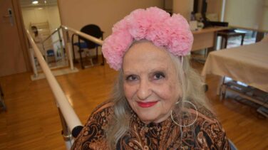 La 'Rosalía' de 90 años que le canta al coronavirus desde una residencia