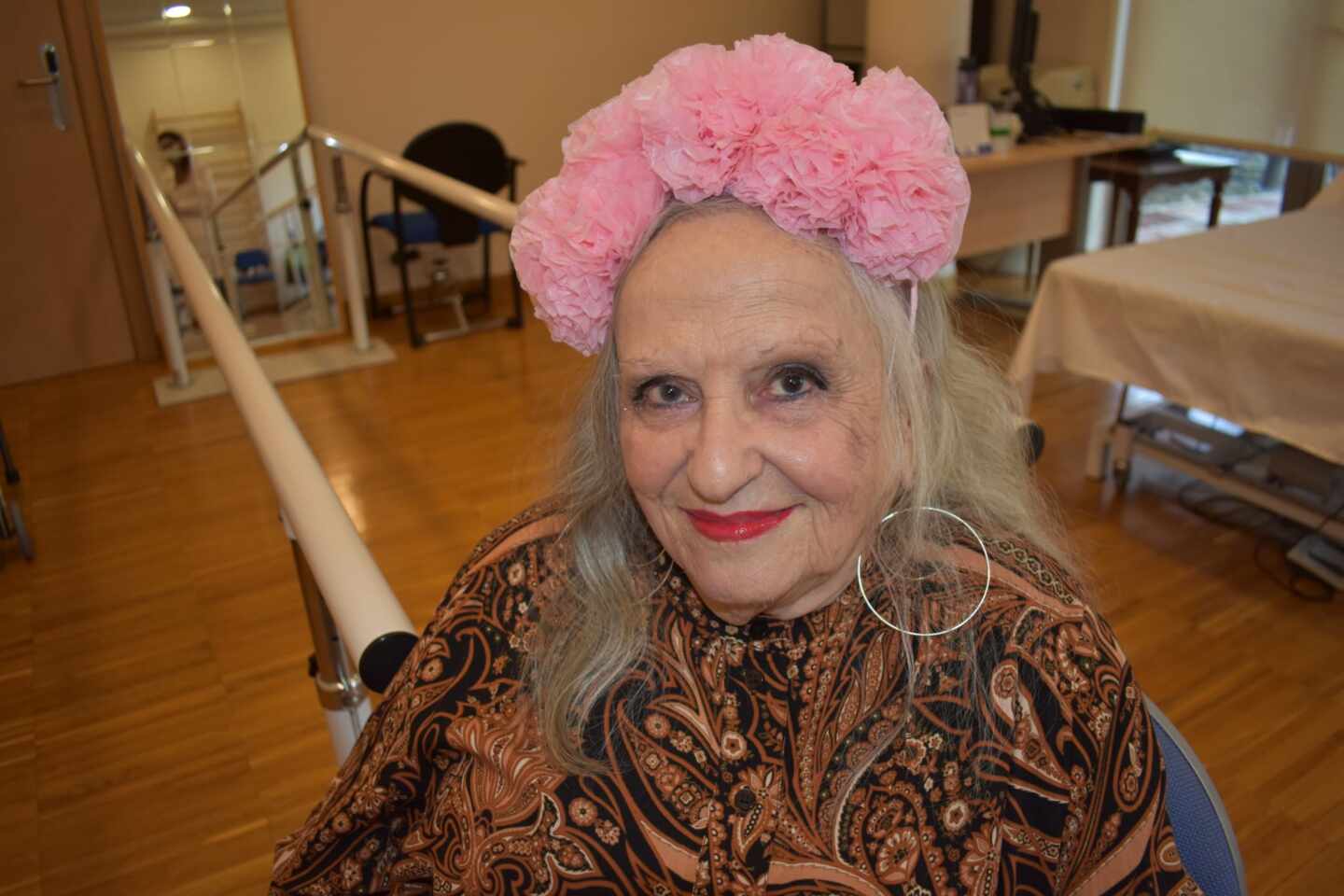 La 'Rosalía' de 90 años que le canta al coronavirus desde una residencia