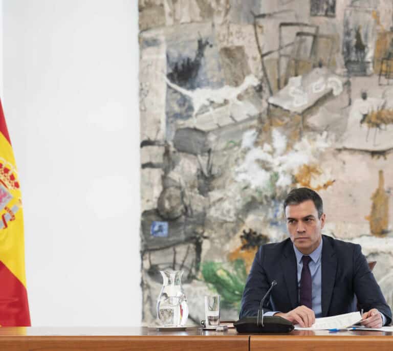 Sánchez anuncia que los servicios no esenciales reabrirán a partir del 10 de abril