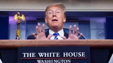 Trump sugiere inyectar desinfectante para tratar el coronavirus