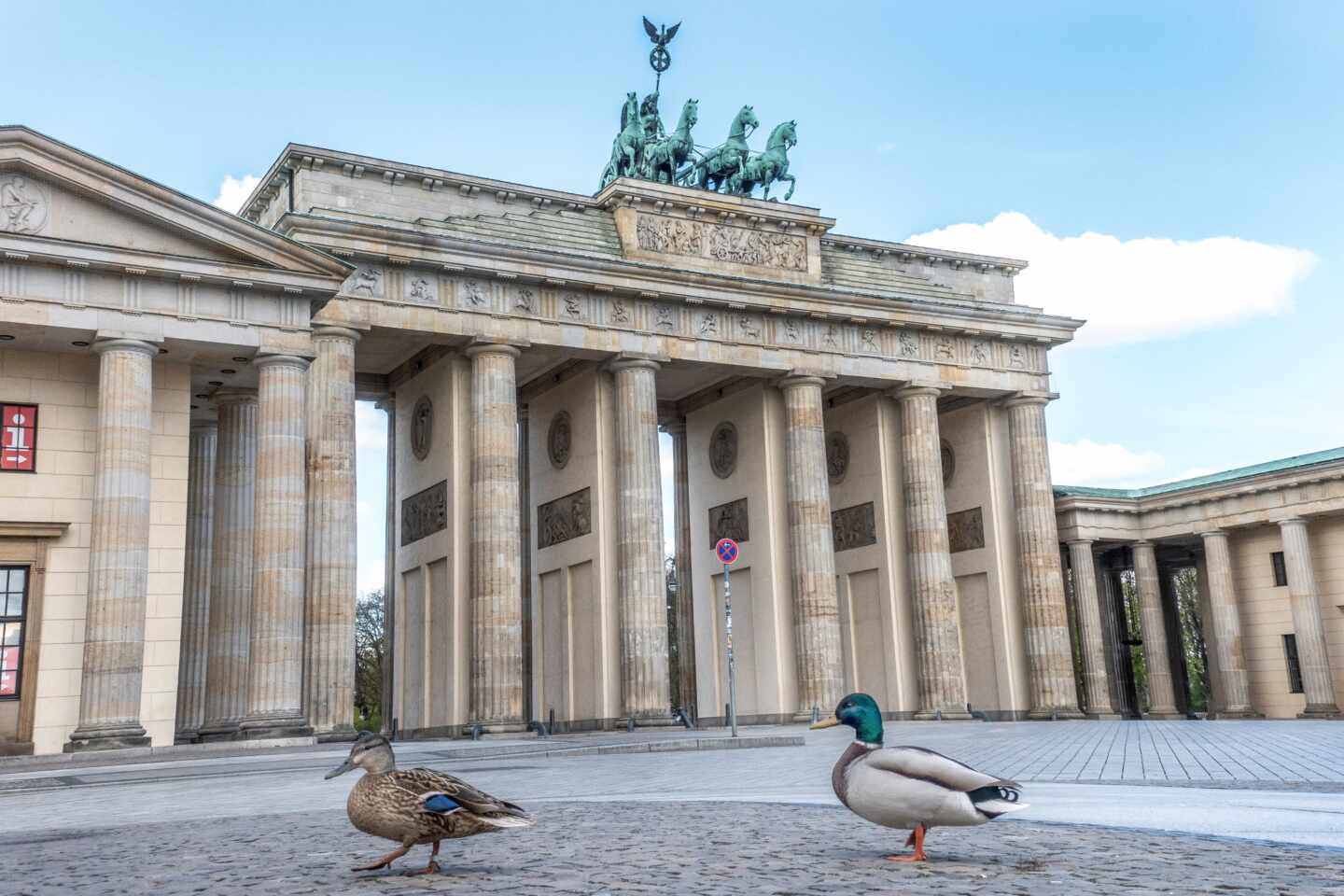 Alemania empezará a abrir tiendas este lunes y los colegios a partir del 4 de mayo