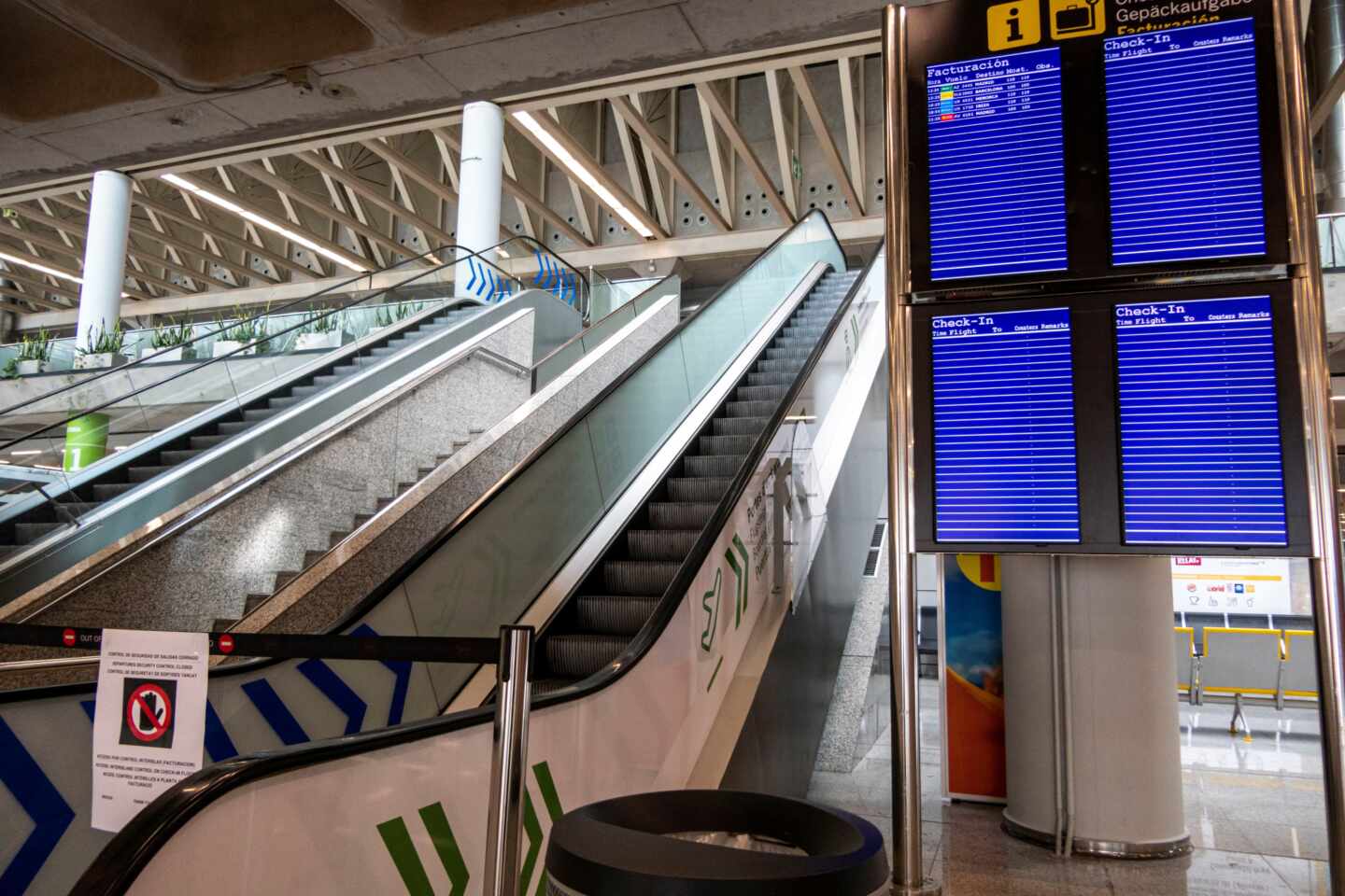 El aeropuerto de Palma de Mallorca vacío.