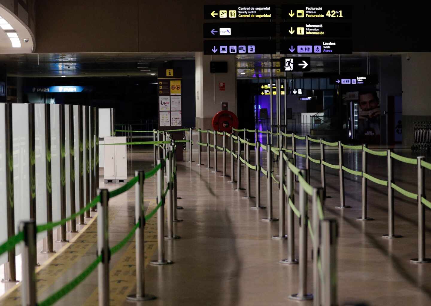 Aeropuerto de Valencia vacío por el estado de alarma.