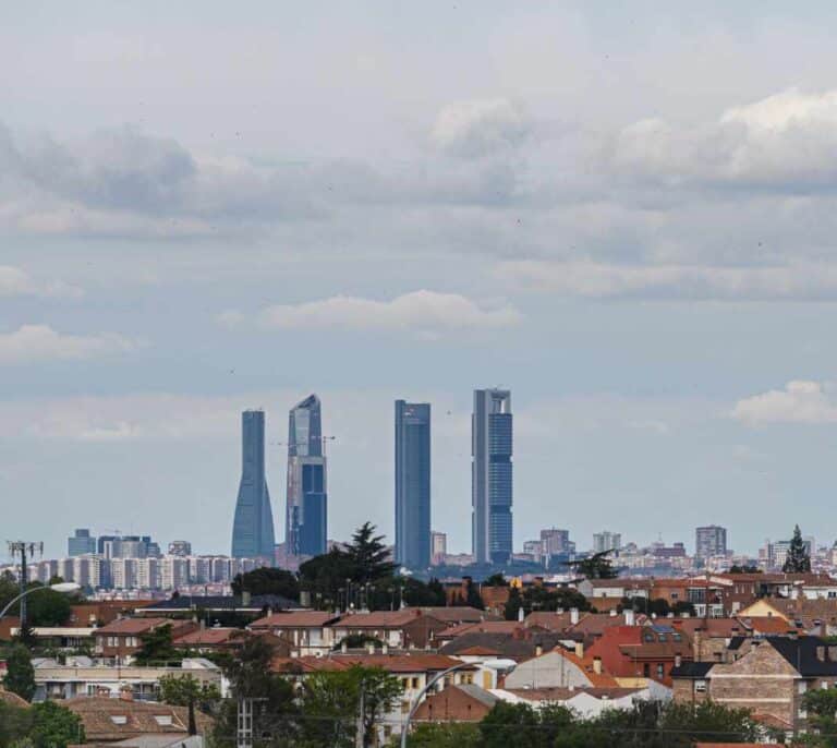 La mortalidad por Covid aumenta un 15% en lugares con alta contaminación, según un nuevo estudio