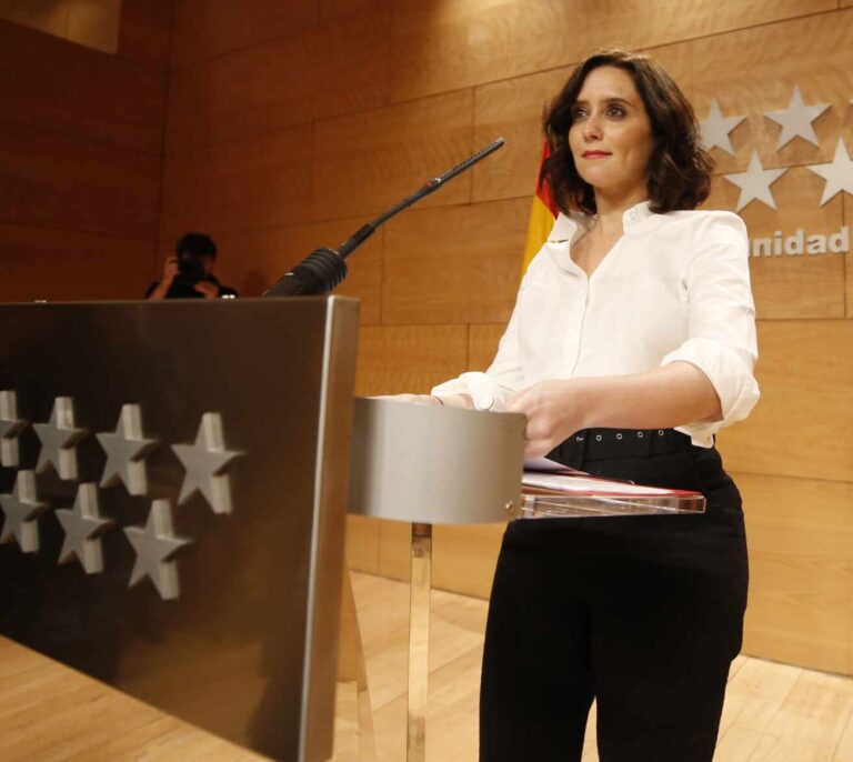 Un avión con 58 toneladas de material sanitario llega esta tarde a Madrid