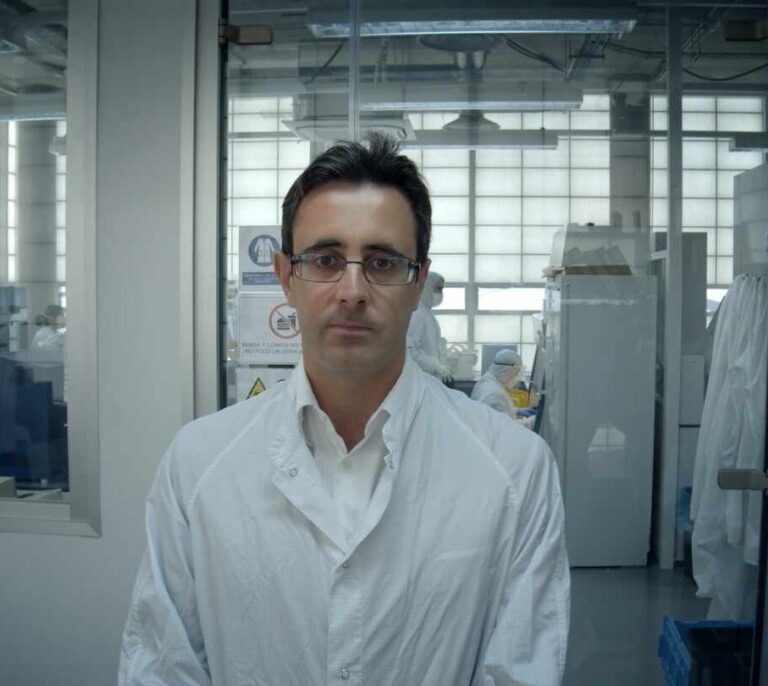 "El ciudadano tiene que empezar a exigir pruebas PCR si queremos que esto cambie"