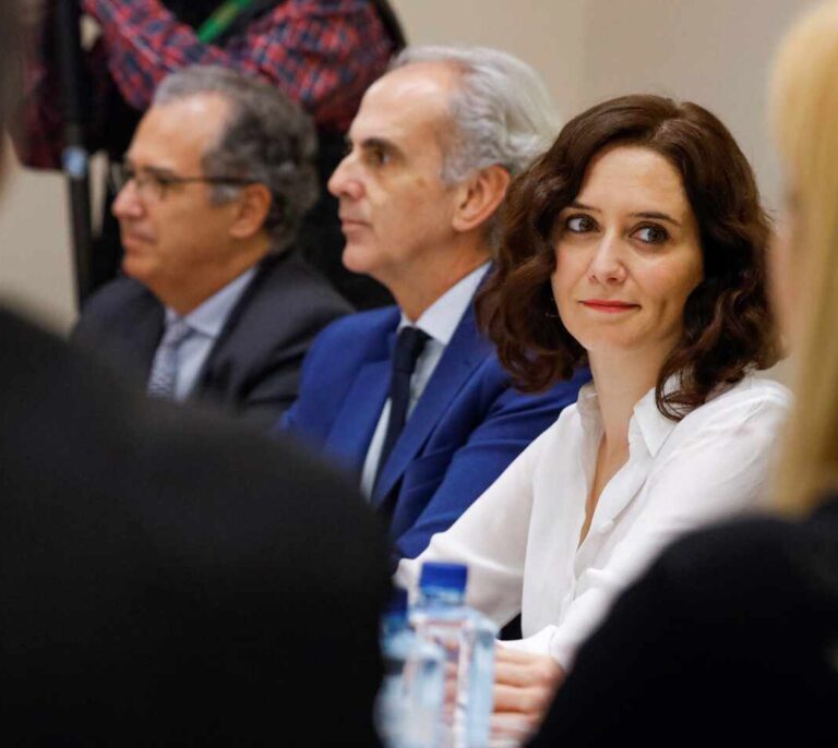 Madrid asegura que "nunca" se aplicó la orden de no derivar ancianos a hospitales