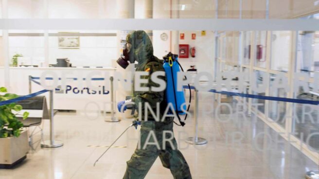 El Ejército desinfecta hoy 106 residencias y 44 hospitales y centros de salud