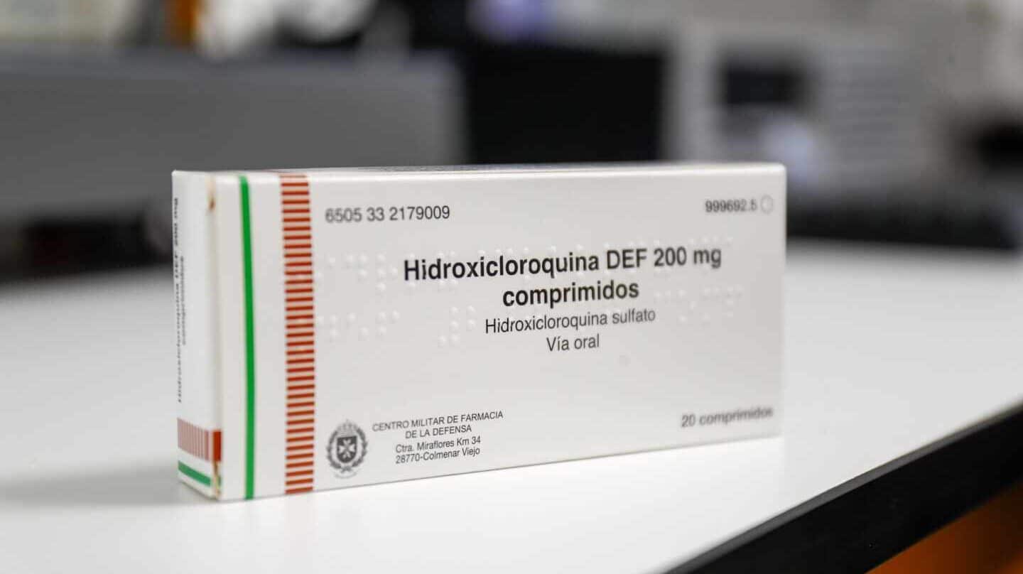 Una caja de comprimidos de hidroxicloriquina, en el Centro Militar de Farmacia de la Defensa (Cemilfar).