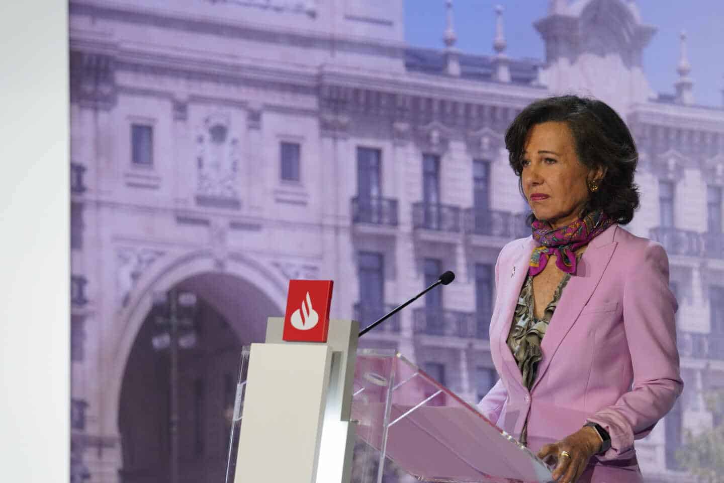 Santander revisará sus objetivos estratégicos por el impacto económico del Covid-19