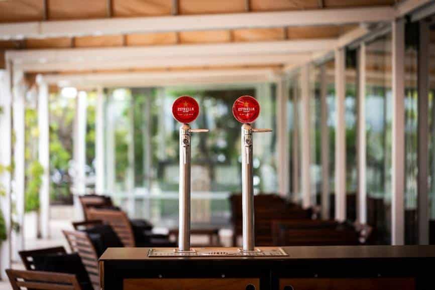 Damm repondrá más de 3,5 millones de litros de cerveza a sus clientes de hostelería cuando abran al público