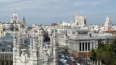 La contaminación por NO2 en Madrid cae un 61%, dejándola en mínimos históricos
