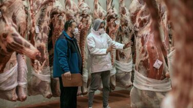 El Gobierno anima al consumo de cordero, pescado y queso de cabra para ayudar a los productores
