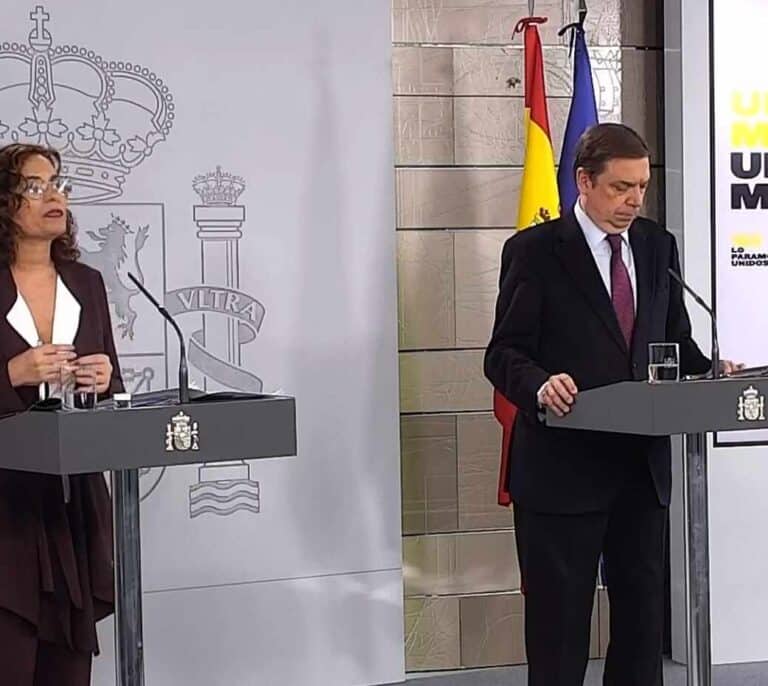 El Gobierno se aferra al discurso del pacto nacional, pero sin cambiar de socios