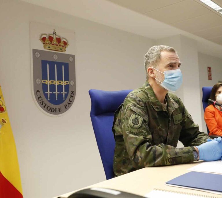 El discurso con mascarilla del Rey Felipe a la cúpula militar