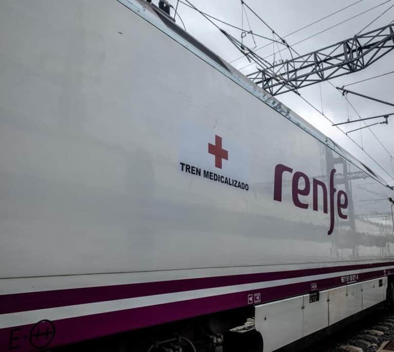 Renfe desmonta los ‘trenes-hospital’ que diseñó de urgencia en lo peor de la epidemia