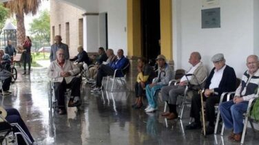 Podemos quiere revertir que las residencias estén en manos de "multimillonarios y extranjeros"