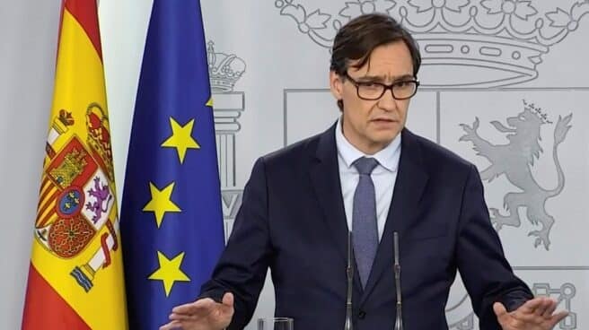 Rueda de prensa del ministro de Sanidad, Salvador Illa, en La Moncloa