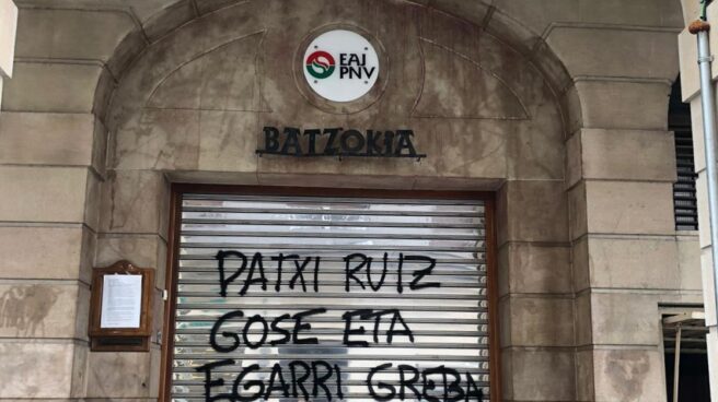 Ataque al batzoki del PNV en Repelega (Portugalete) ocurrido la pasada noche.