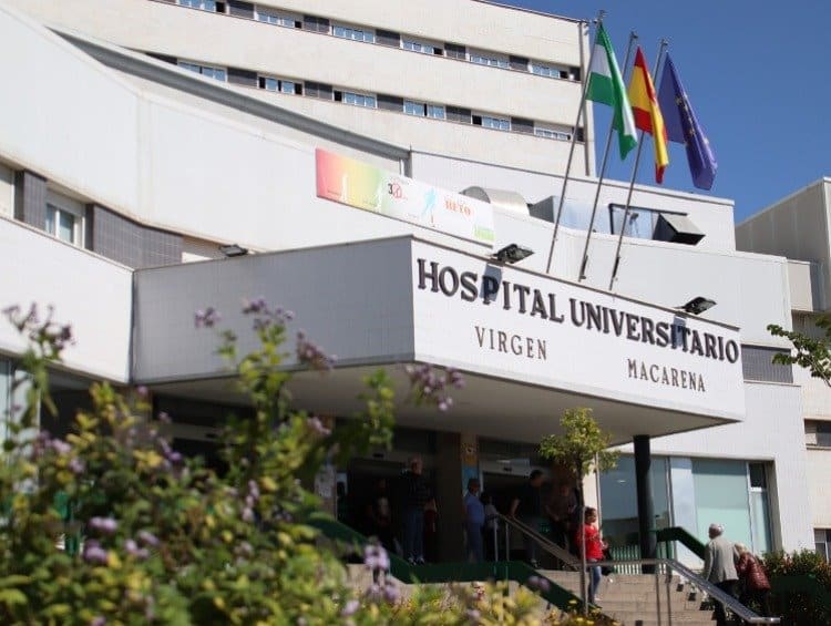 Cuatro heridos en un accidente múltiple en Sevilla