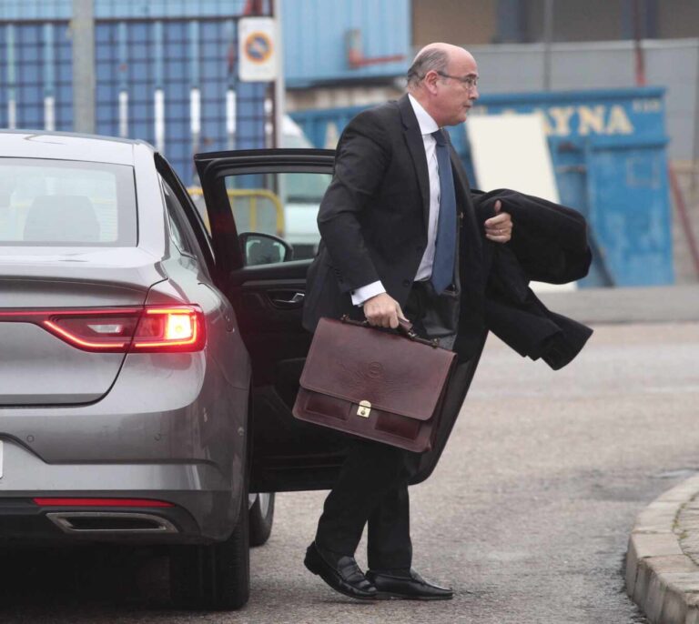 La Guardia Civil investiga la filtración del informe sobre la causa del 8-M