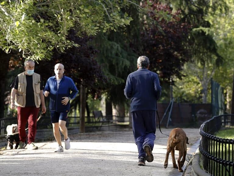 Madrid reabre parques pequeños y mantiene cerrados 19 grandes