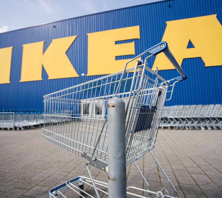 Ikea cancela el ERTE de la plantilla a pesar de no estar 100% operativa e inicia la reapertura de tiendas