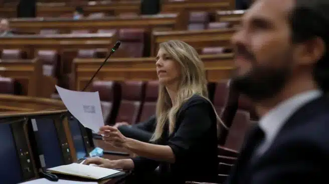 Álvarez de Toledo provoca un cisma en el PP: "Ha dinamitado la estrategia de Casado"